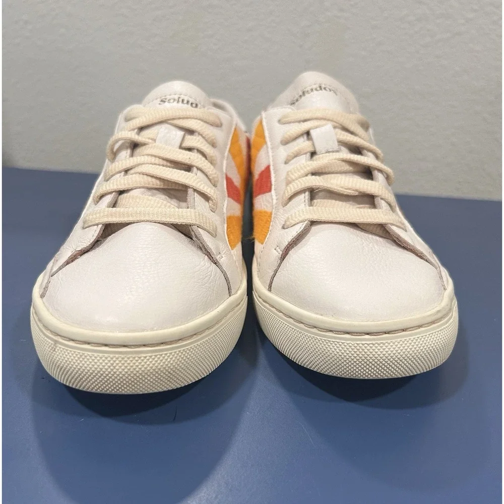 Soludos Embroidered Leather Rainbow Wave Ibiza Sneakers Womens‎ Sz 8 Sunburst